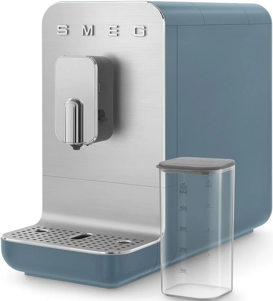 Автоматическая кофемашина Smeg BCC13SBMEU